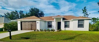 14108 Chesswood Ln in Port Charlotte, FL - Building Photo