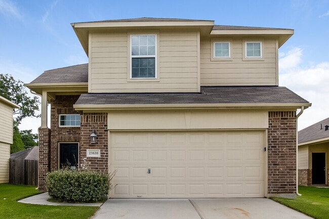 23630 Maple View Dr