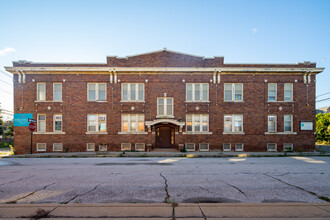 450 Eliot St in Detroit, MI - Foto de edificio - Interior Photo