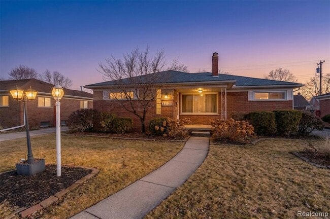 21135 Virginia Ave in Eastpointe, MI - Building Photo - Building Photo