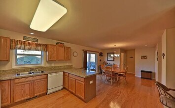 1009 Forrest Dr, Unit Unit A in Granby, CO - Building Photo - Building Photo