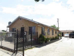 1532 W Compton Blvd in Compton, CA - Building Photo - Building Photo