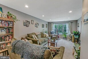 1677 Brice Ct in Crofton, MD - Building Photo