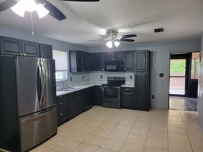 8236 Louisiana Ave in Gulfport, MS - Building Photo - Building Photo
