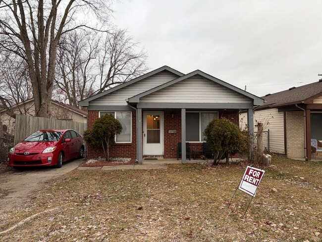 property at 15541 Frazho Rd