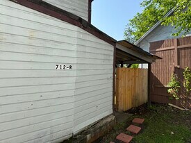 712 Dock St in Steubenville, OH - Building Photo