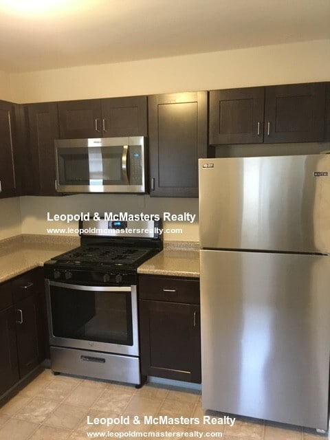 136 Arlington St, Unit 1