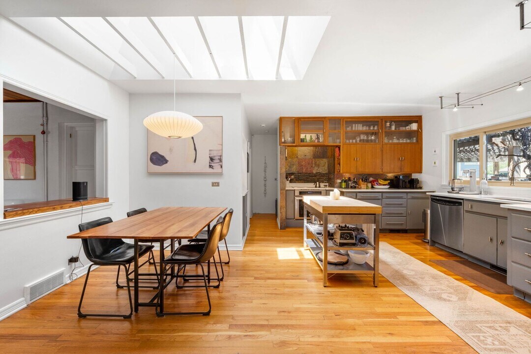 2143 S Corona St in Denver, CO - Building Photo