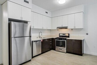 4435 Piedmont Ave in Oakland, CA - Building Photo - Building Photo