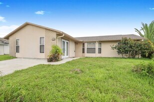 1807 Vauxhall St NW in Palm Bay, FL - Building Photo