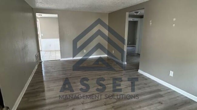 605 Jasmine Pl in Edmond, OK - Building Photo - Building Photo