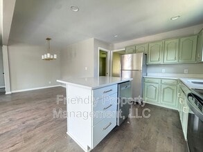 906 Beaumont Ave in Greensboro, NC - Building Photo - Building Photo