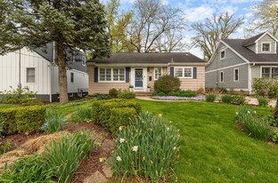 793 Pleasant Ave in Glen Ellyn, IL - Building Photo