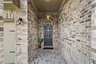 310 Polar Bear Trl in Crosby, TX - Building Photo - Building Photo