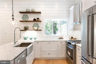 458 M St NW in Washington, DC - Building Photo - Building Photo