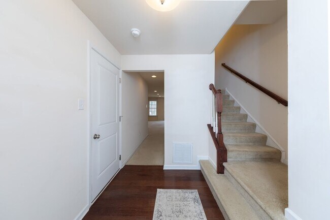 121 Parkway Ct in Williamsburg, VA - Building Photo - Building Photo