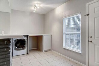 935 Byrne St in Houston, TX - Building Photo - Building Photo