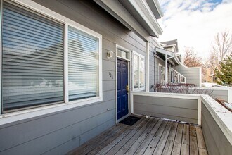 1080 S Walden Way-Unit -108 in Aurora, CO - Foto de edificio - Building Photo