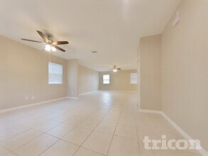 15406 Taurus Ct in Mascotte, FL - Building Photo - Building Photo