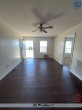183 Woodlee Ct in McMinnville, TN - Building Photo - Building Photo