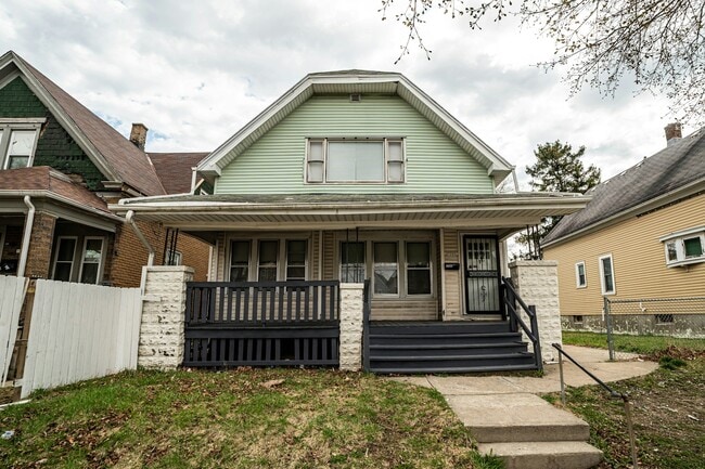 3180 N 15th St in Milwaukee, WI - Building Photo - Building Photo