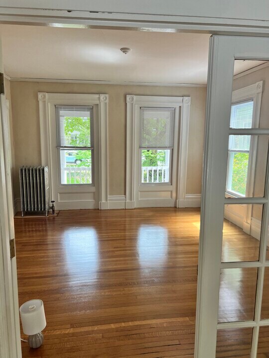 103 Pleasant St in Woburn, MA - Building Photo