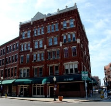 2 Essex St in Haverhill, MA - Foto de edificio - Building Photo