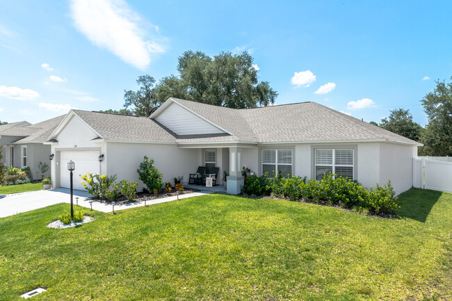 Woodland Oaks at Hallam Preserve in Lakeland, FL - Building Photo - Building Photo