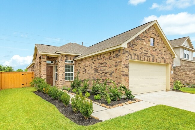 1301 Scarlet Mountain Dr in Iowa Colony, TX - Building Photo - Building Photo