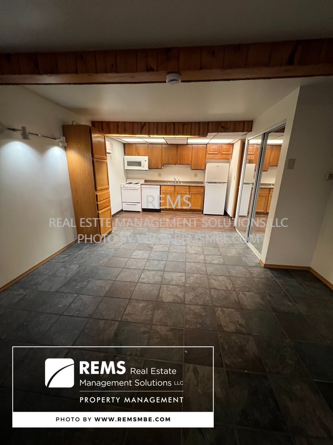 602 10th Ave in Baraboo, WI - Building Photo - Building Photo