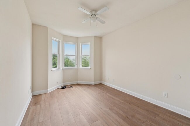 1929 N 18th St in Philadelphia, PA - Foto de edificio - Building Photo