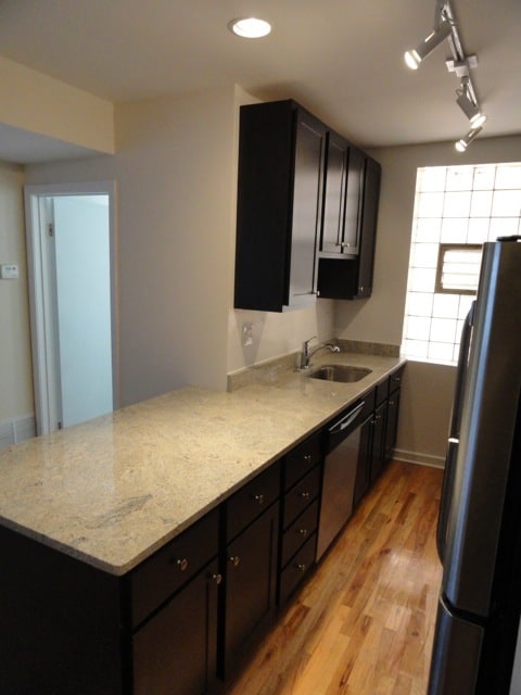 4933 N Kedzie Ave, Unit 2W in Chicago, IL - Building Photo