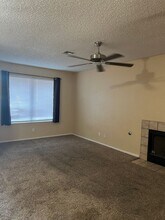 133 Sterling Dr in Henderson, NV - Building Photo - Building Photo