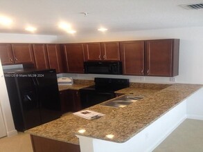 1522 SW 147th Ter in Pembroke Pines, FL - Building Photo - Building Photo