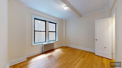 111 E 80th St in New York, NY - Building Photo - Building Photo