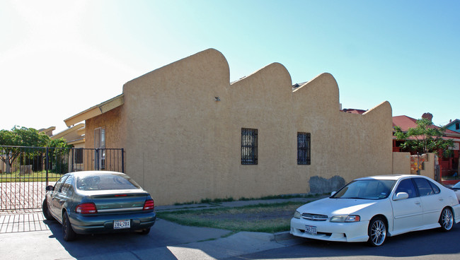 306 Tays St in El Paso, TX - Building Photo - Building Photo