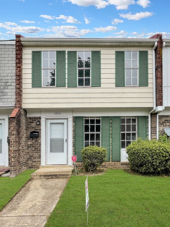 property at 1928 Repp Cir