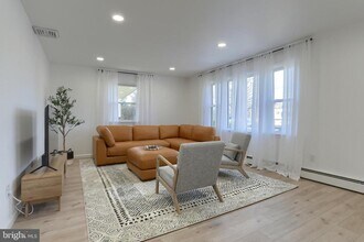 137 Apple Ln in Hershey, PA - Building Photo - Building Photo