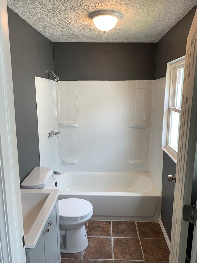 36 Wilson Ave in Uniontown, PA - Building Photo - Building Photo