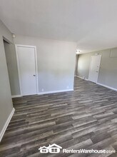 11230 Eastern Ave in Kansas City, MO - Building Photo - Building Photo