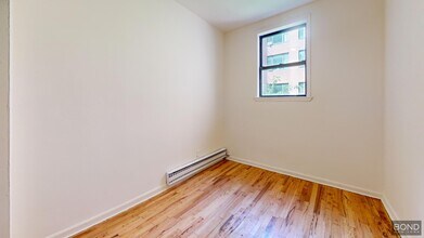 269 W 73rd St in New York, NY - Building Photo - Building Photo