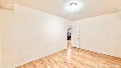 1153 Stag Holw in Oakville, ON - Building Photo - Building Photo