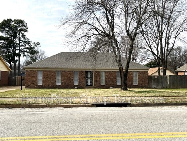 4983 Hornsby Dr in Memphis, TN - Building Photo - Building Photo