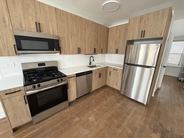 6308 N Artesian Ave in Chicago, IL - Building Photo - Building Photo