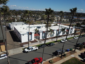 South Beach Apartments in Oceanside, CA - Building Photo - Primary Photo