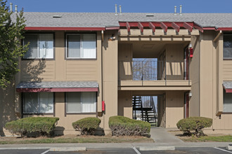 Central Valley II in Los Banos, CA - Building Photo - Building Photo