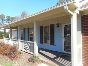10749 Colony Woods Dr in Charlotte, NC - Building Photo - Building Photo