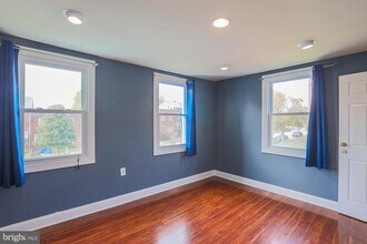 2819 Bookert Dr in Baltimore, MD - Foto de edificio - Building Photo