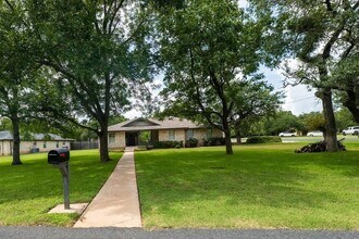 300 Las Plumas Dr in Georgetown, TX - Building Photo - Building Photo
