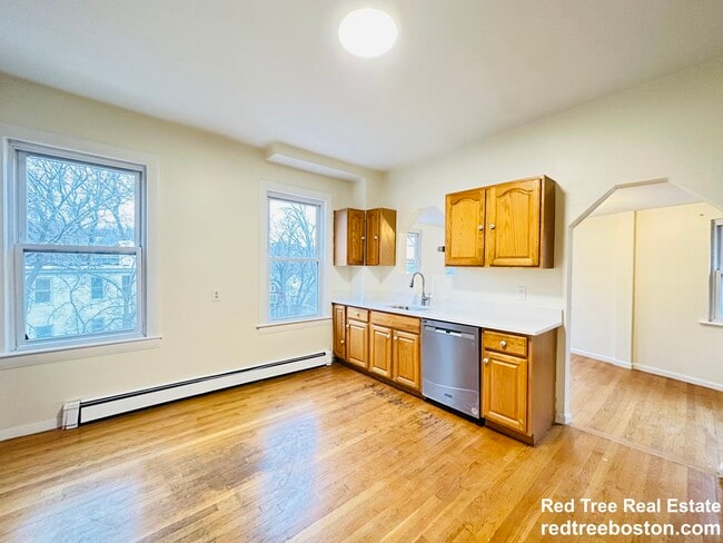 47R Creighton St, Unit R in Boston, MA - Building Photo - Building Photo